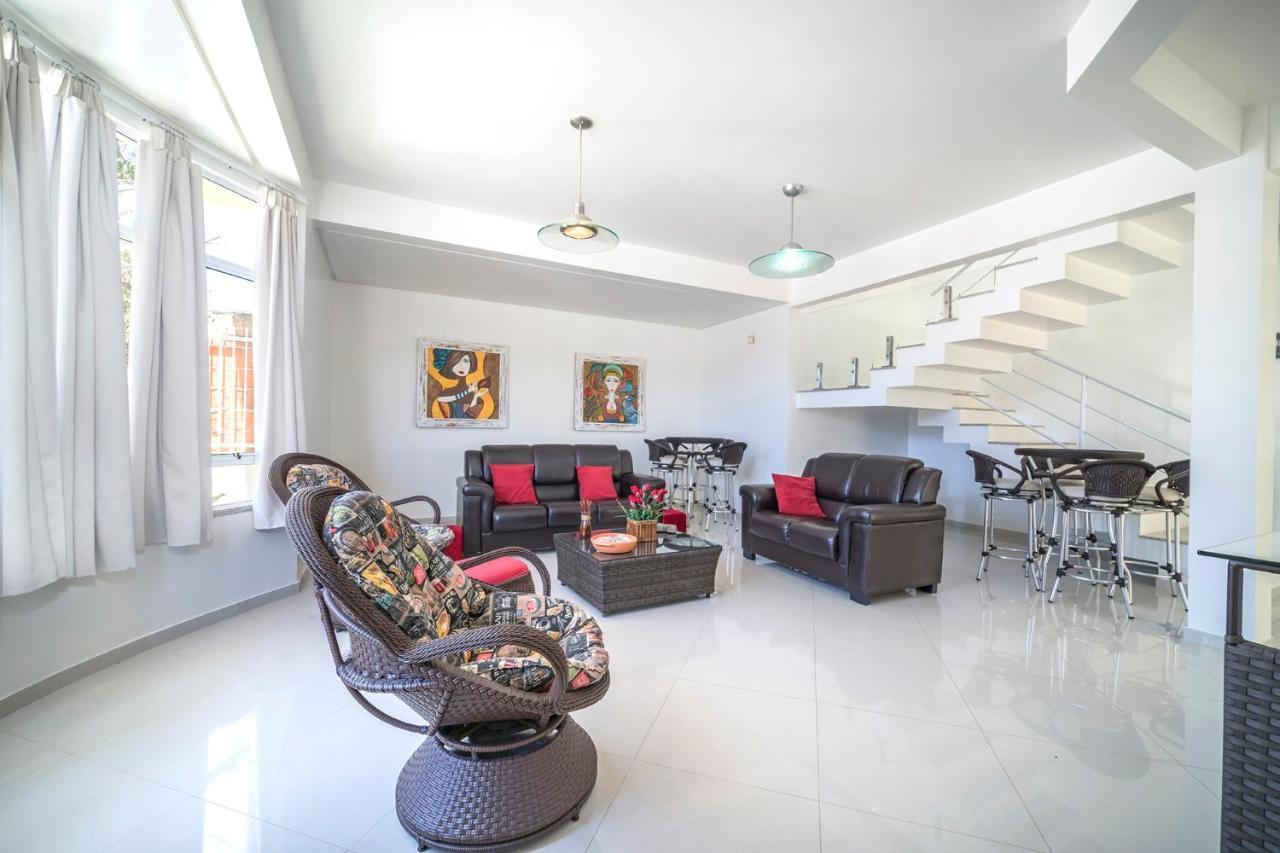 Casa De Praia Em Bombinhas Beach House Exterior photo