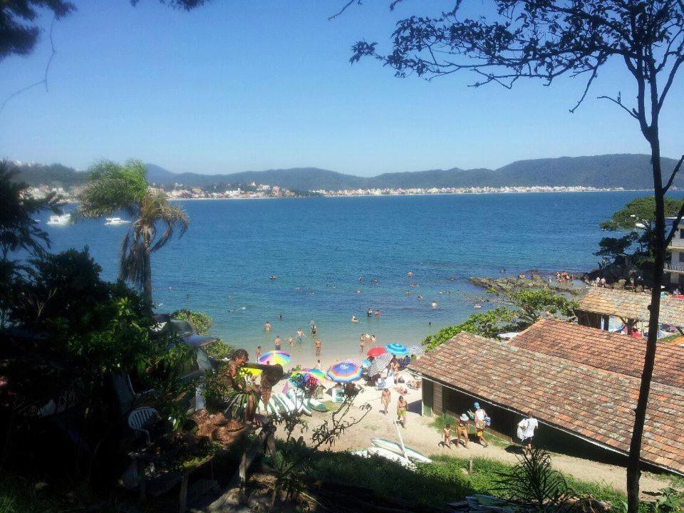 Casa De Praia Em Bombinhas Beach House Exterior photo